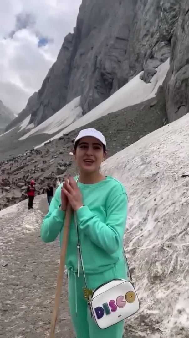 Sara Ali Khan At Amarnathji Shrine @saraalikhan8840